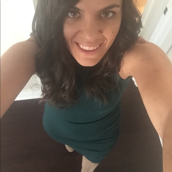 Meet your Posher, Lynn - Picture 1 of 1